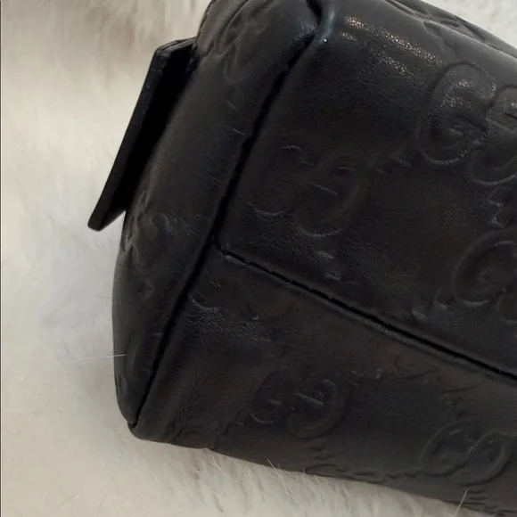 Gucci Black Embossed leather Toiletry Bag - Picture 6 of 13